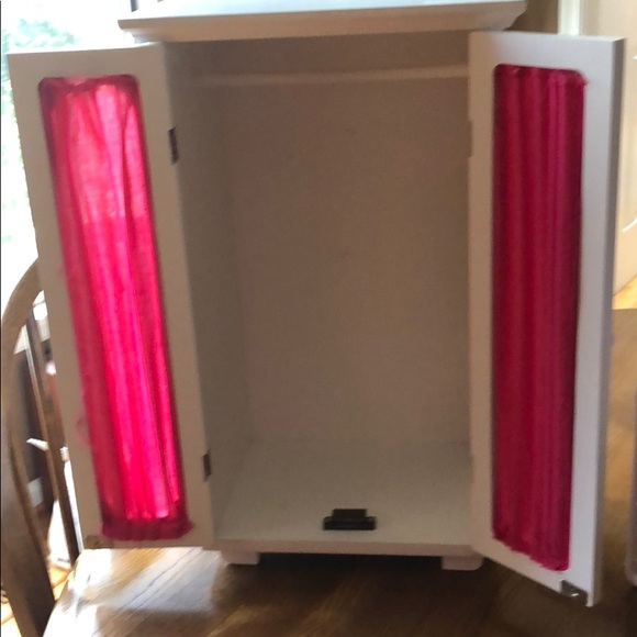 SOLD - Picture 2 of 4